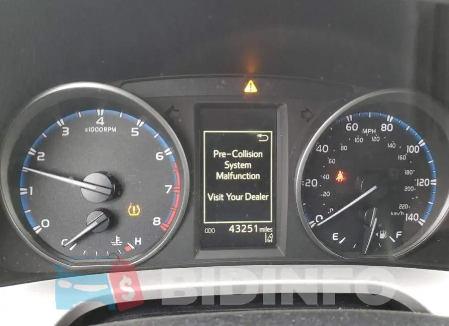 JTMRFREV8JD238560 Photo# 9