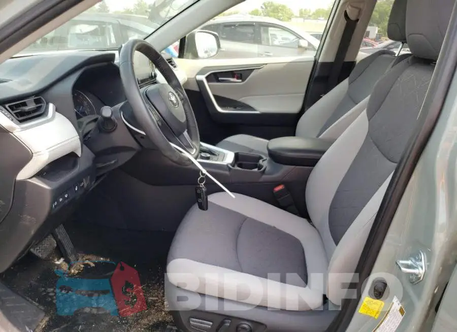 JTMRWRFV3MD113193 Photo# 7