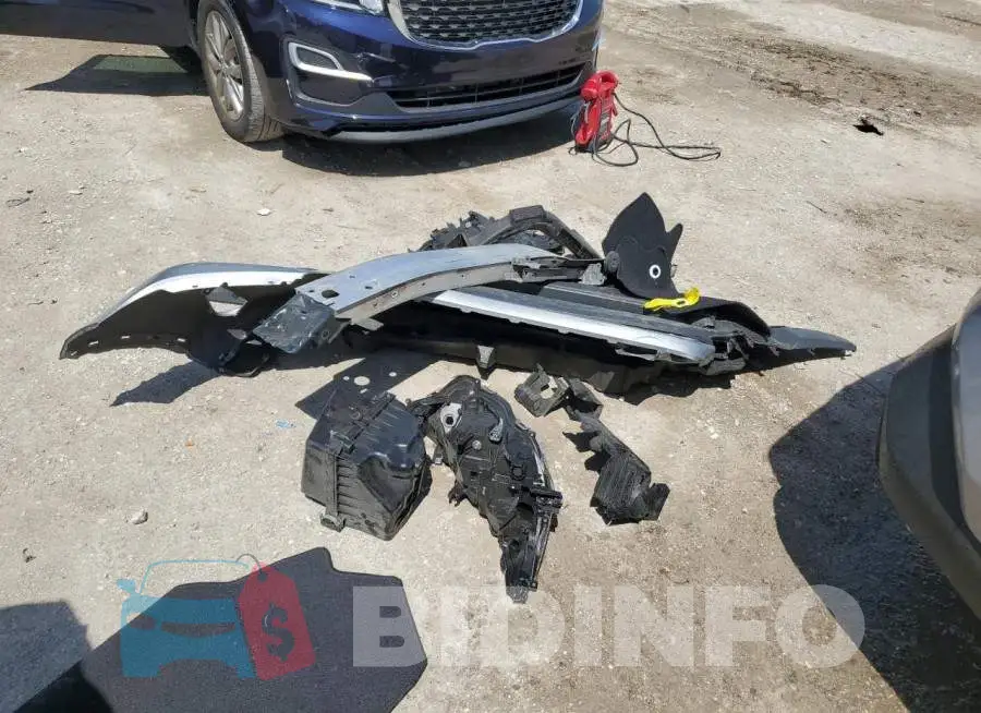 JTMW1RFV4LD045938 Photo# 13