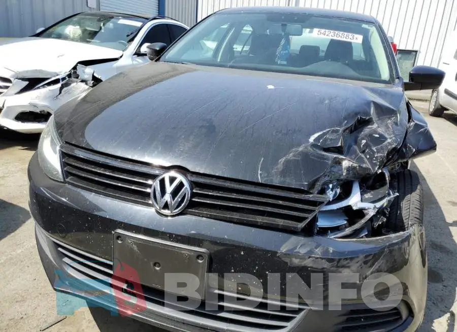 3VW1K7AJ4EM389421 Photo# 5