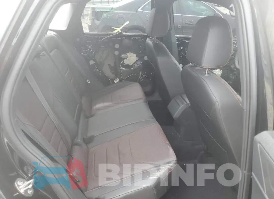 3VW2T7BU7NM002645 Photo# 10