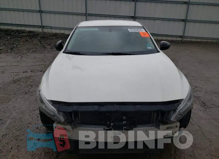 1N4BL4CV3KC167622 Photo# 5