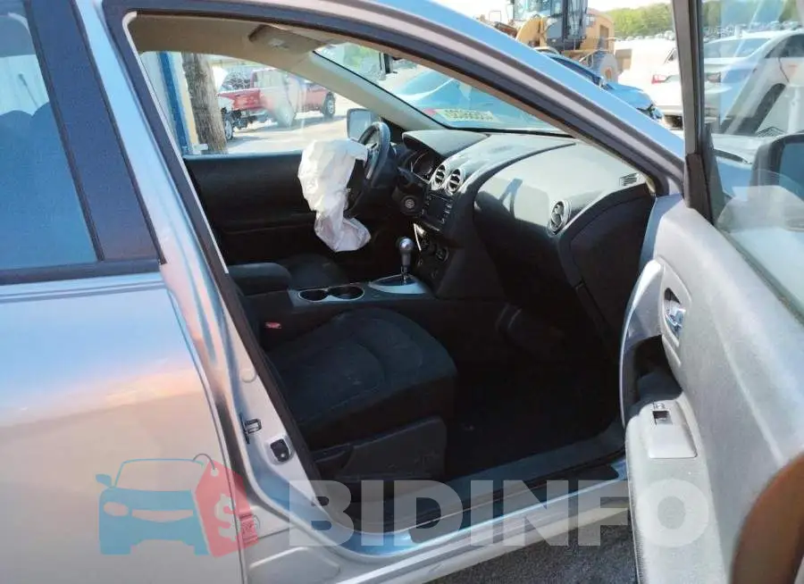 JN8AS5MT4FW153992 Photo# 5