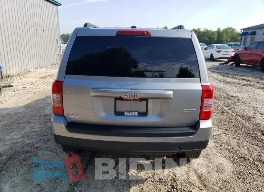 1C4NJPFB7HD103098 Photo# 6