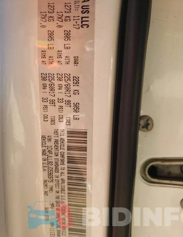 1C4PJLLB2JD596975 Photo# 13