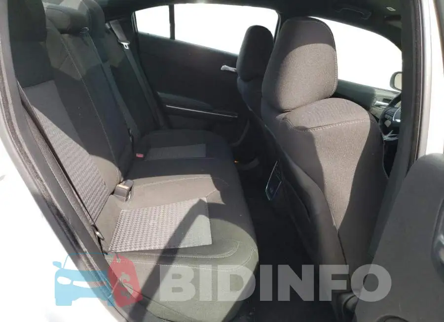 2C3CDXHG5NH157588 Photo# 10