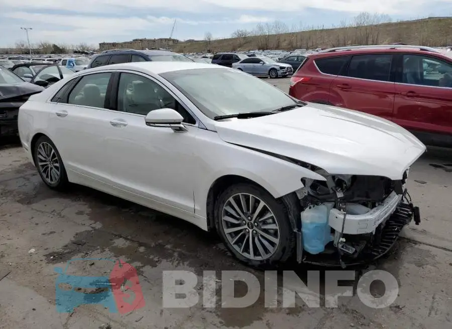 3LN6L5B90KR623742 Photo# 4