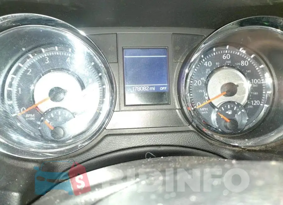 2C4RC1BG0FR707077 Photo# 9