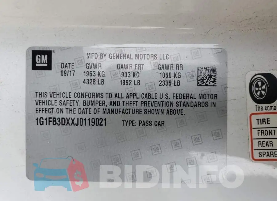 1G1FB3DXXJ0119021 Photo# 12