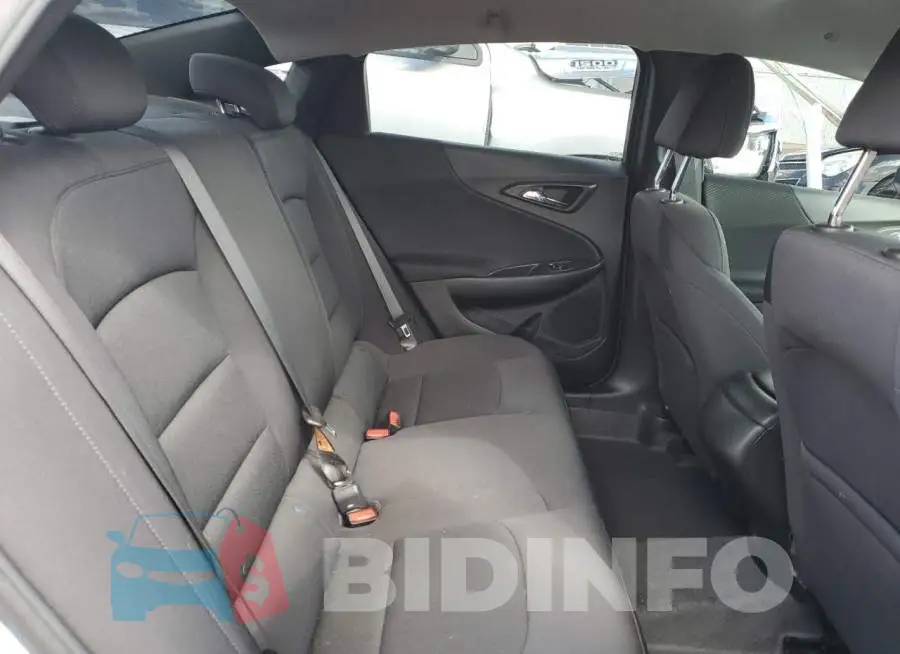 1G1ZB5ST0NF168837 Photo# 10