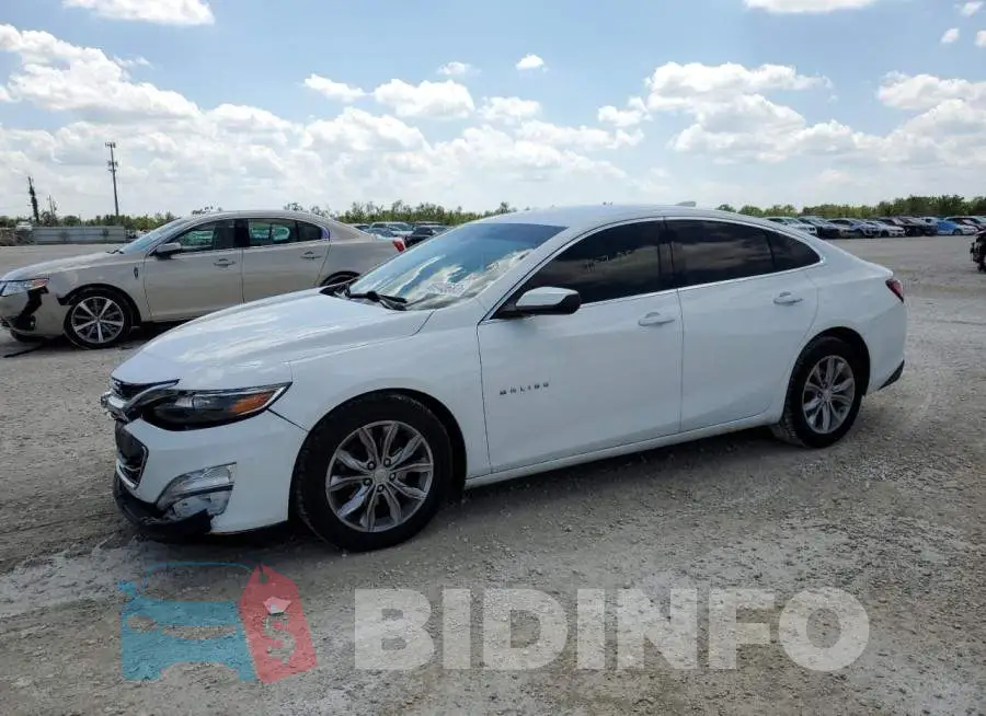 1G1ZD5ST6KF130017 Photo# 1