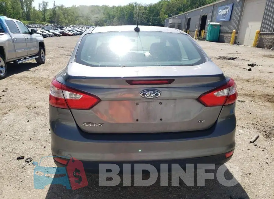 1FADP3F22EL317443 Photo# 6