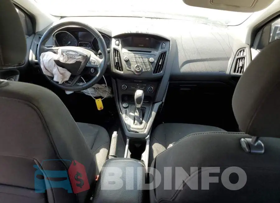 1FADP3F27FL218702 Photo# 8