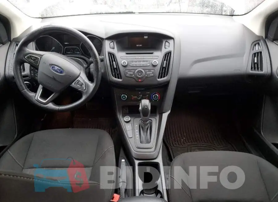 1FADP3F28HL340696 Photo# 8