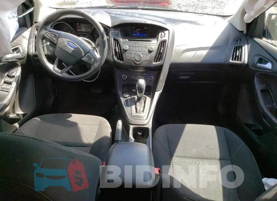 1FADP3K2XGL277234 Photo# 8