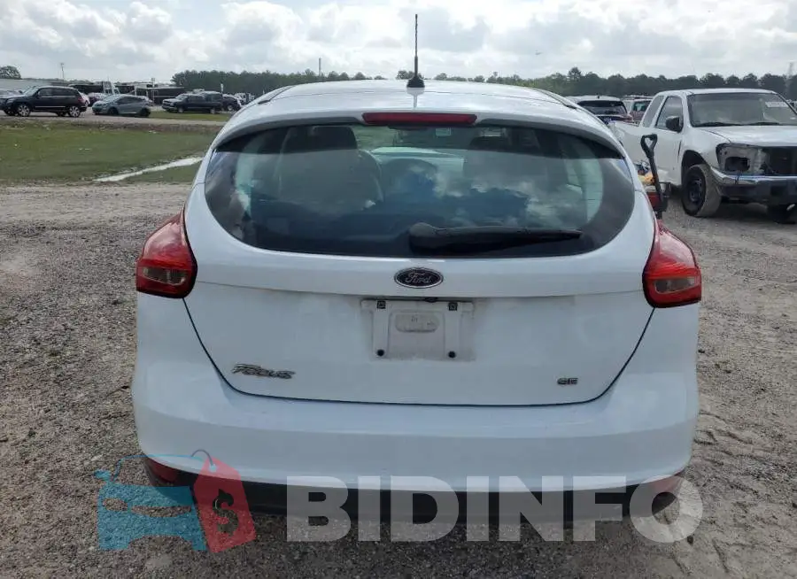 1FADP3K2XJL315410 Photo# 6