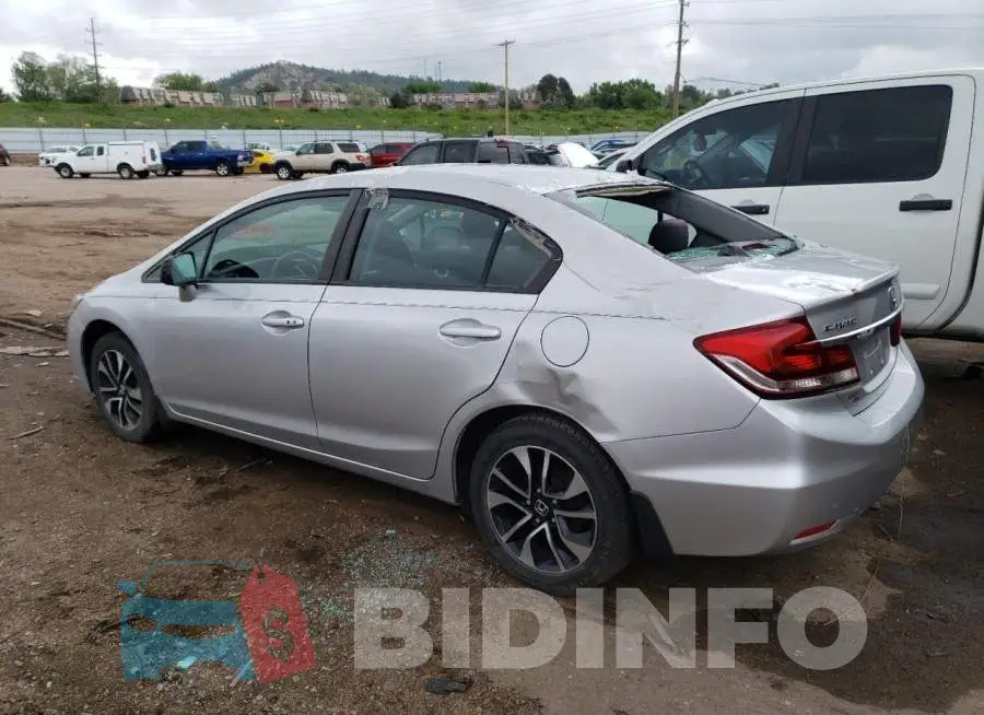 19XFB2F8XEE046219 Photo# 2