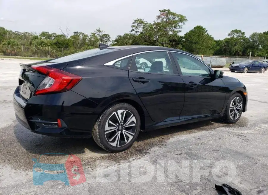19XFC1F78HE004313 Photo# 3