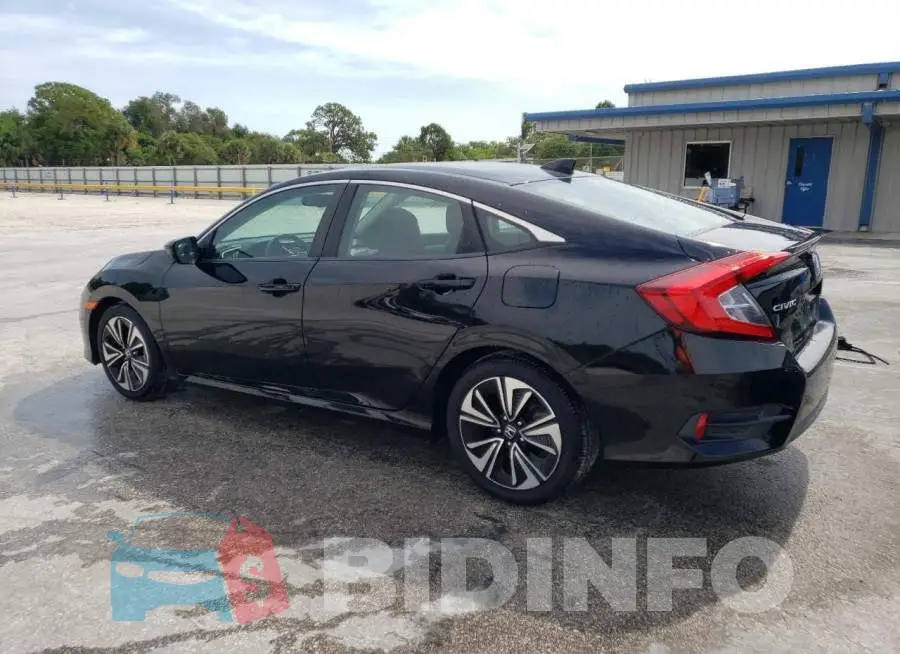 19XFC1F78HE004313 Photo# 2
