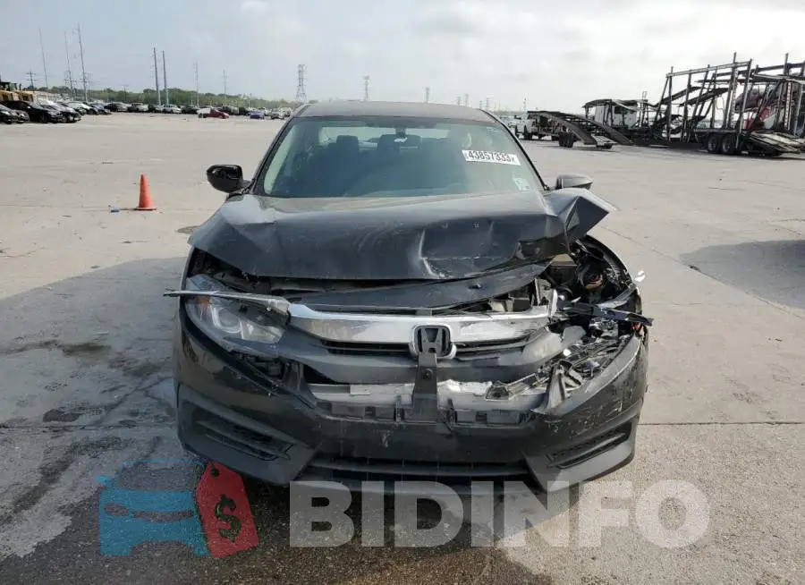 19XFC2F52HE037733 Photo# 5