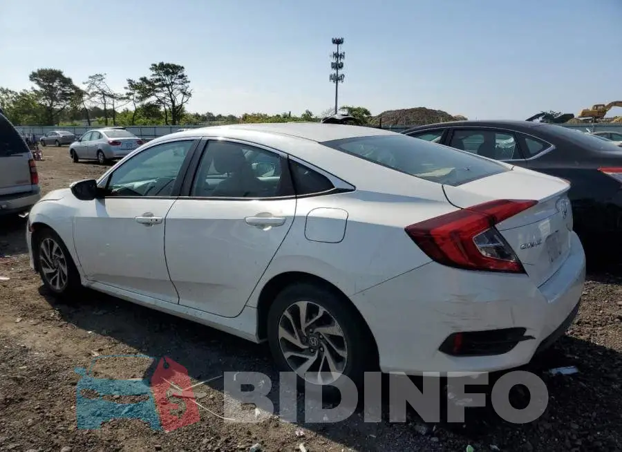 19XFC2F79GE226105 Photo# 2