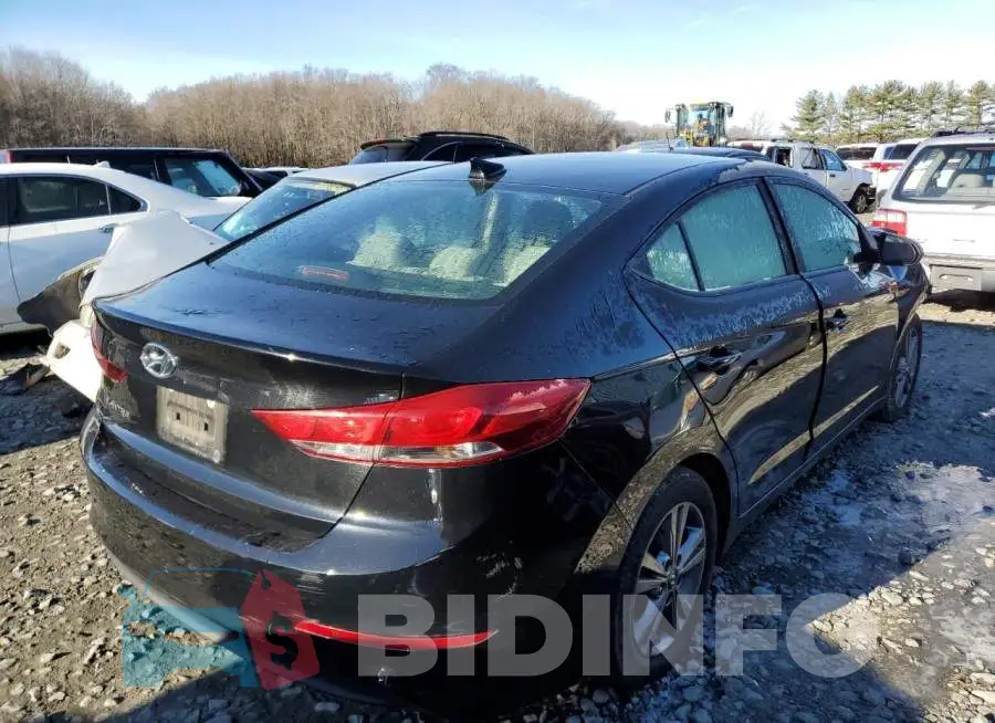 5NPD84LF8HH002403 Photo# 3