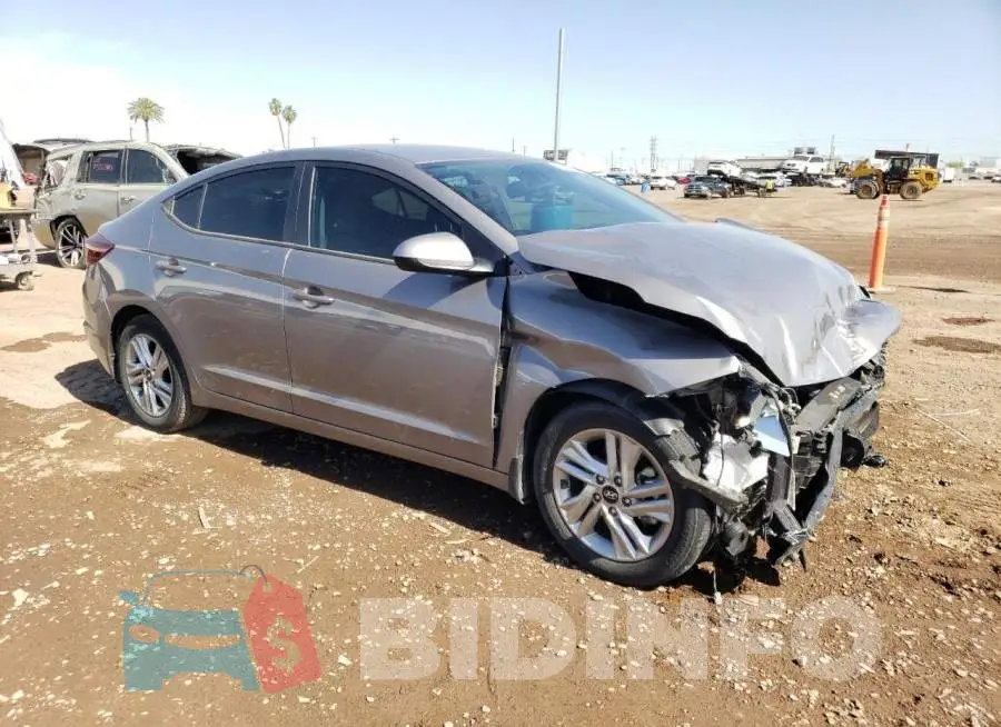 KMHD84LF4LU105781 Photo# 4