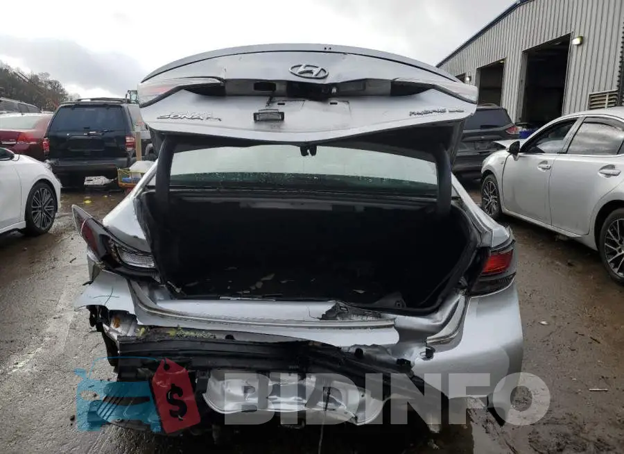 KMHE24L18HA043563 Photo# 6