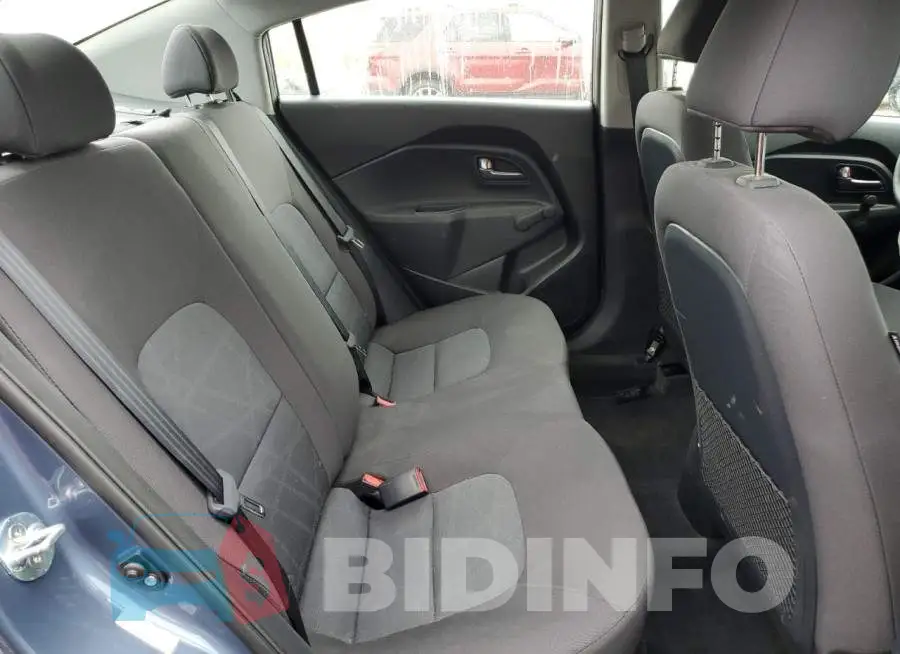 KNADM4A38G6654948 Photo# 10