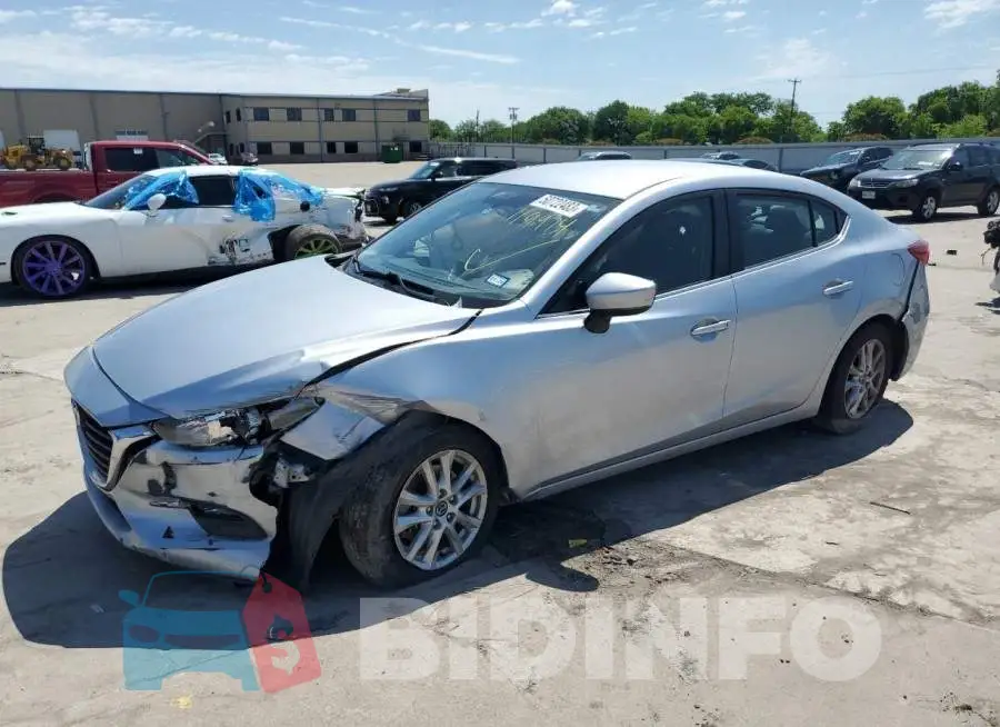 3MZBN1U74HM119974 Photo# 1