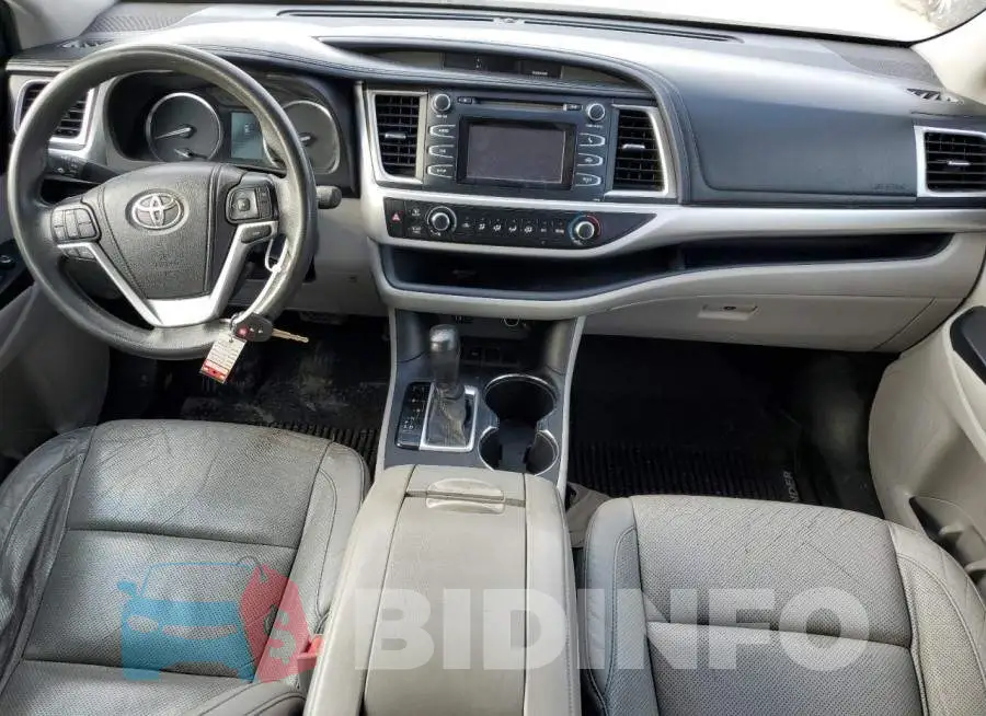 5TDZARFH7FS011265 Photo# 8