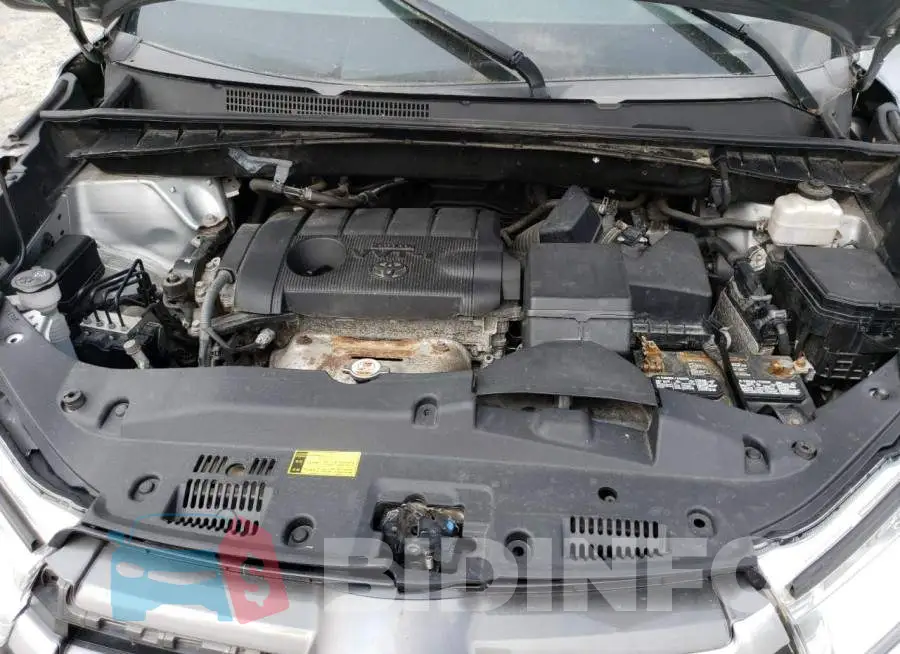5TDZARFH8JS033025 Photo# 12