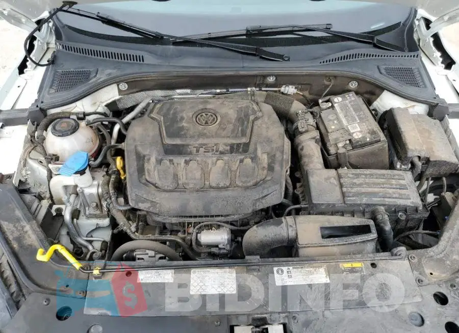 1VWMA7A39LC018996 Photo# 11