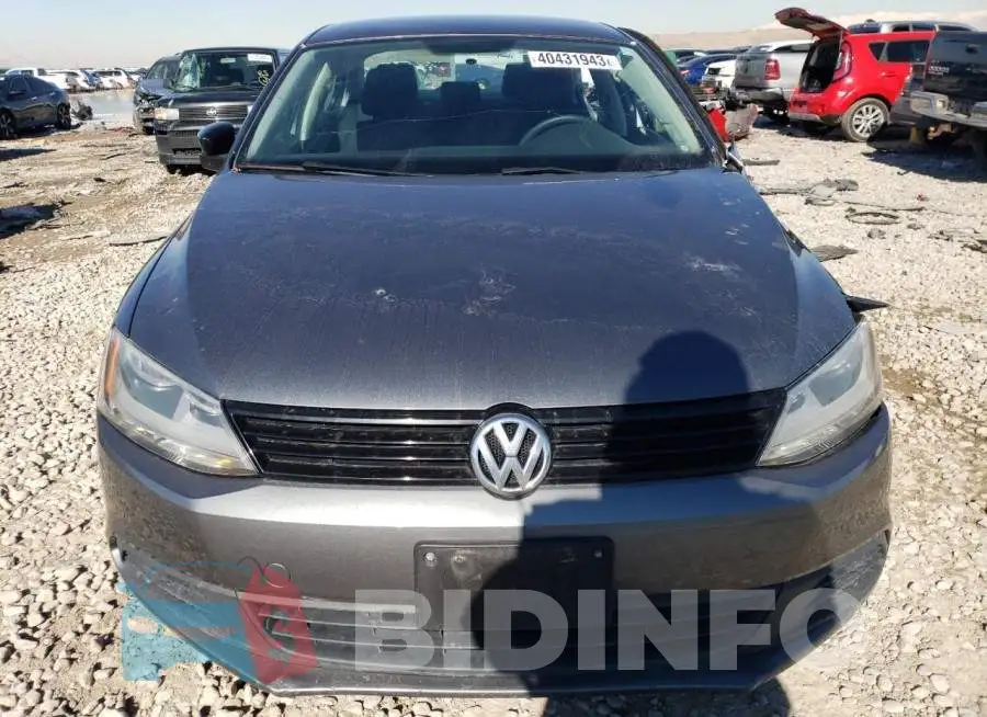 3VW3L7AJ3EM326011 Photo# 5