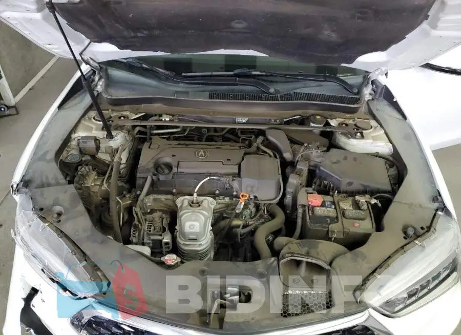 19UUB1F30JA010463 Photo# 11