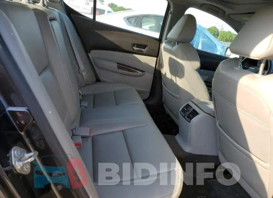 19UUB1F34FA006097 Photo# 10