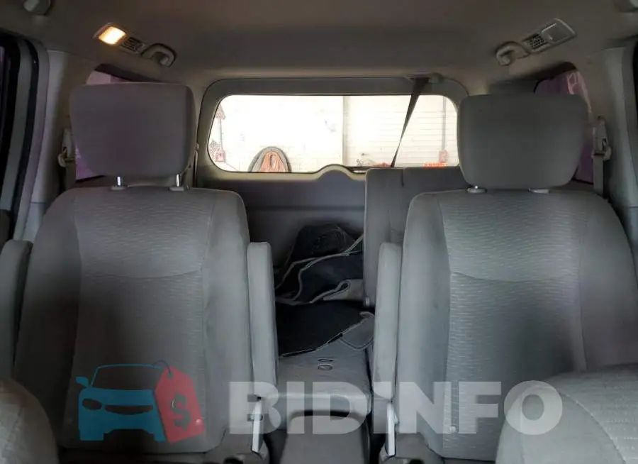 JN8AE2KP2F9128843 Photo# 10