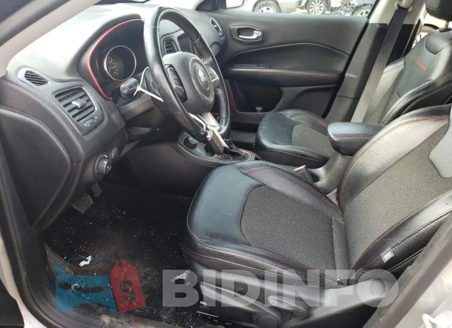 3C4NJDDB2LT163438 Photo# 7