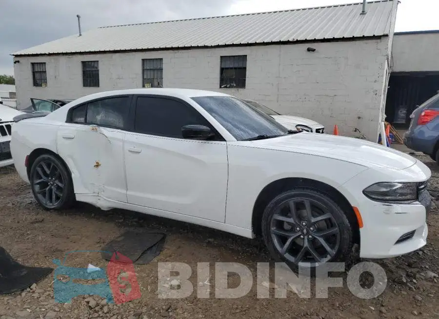 2C3CDXBG9KH589363 Photo# 4