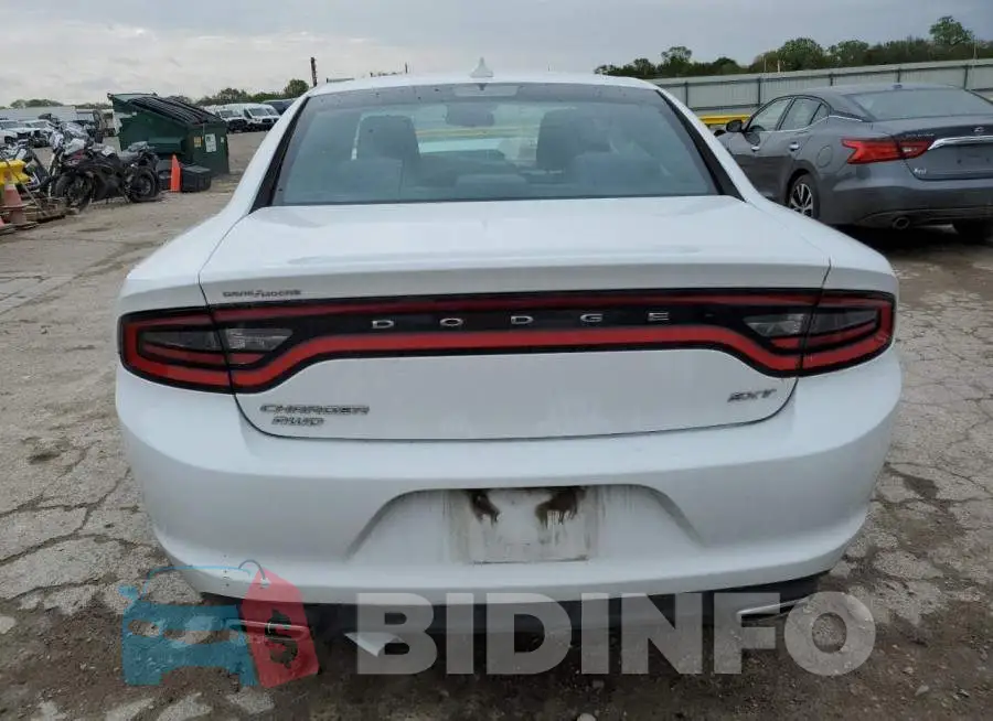2C3CDXJG5FH863746 Photo# 6