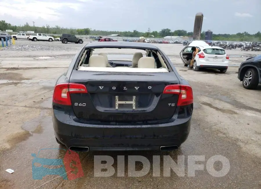 YV140MFK6F2355490 Photo# 6