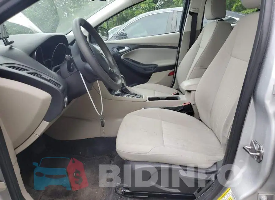 1FADP3K27FL215675 Photo# 7