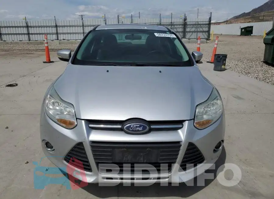 1FADP3K28EL302936 Photo# 5