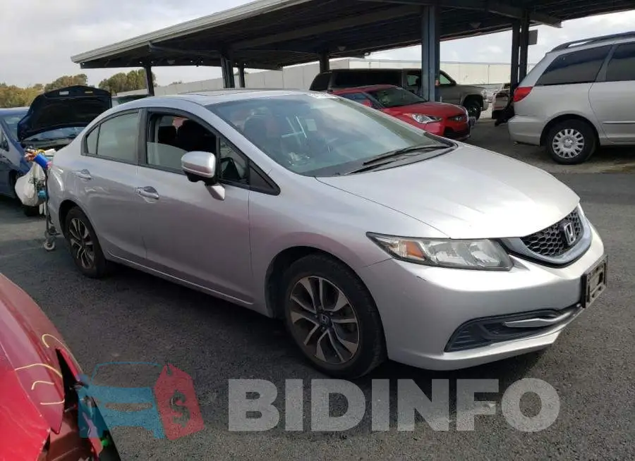 19XFB2F89FE213817 Photo# 4