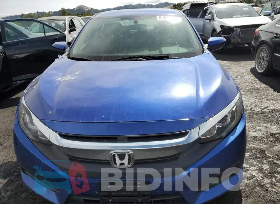 19XFC2F55HE217868 Photo# 5