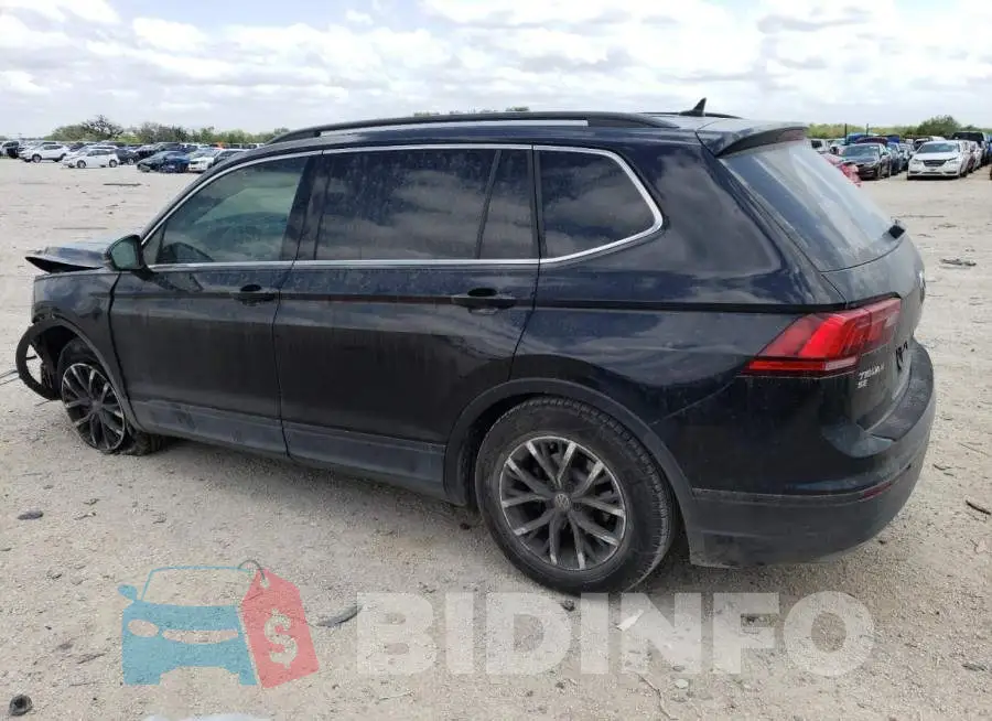 3VV2B7AX8KM121707 Photo# 2