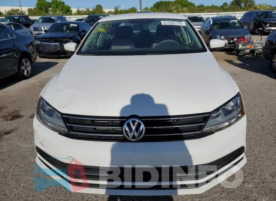 3VW2B7AJ9HM344984 Photo# 5