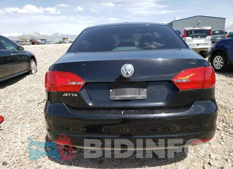 3VW2K7AJ3EM389608 Photo# 6
