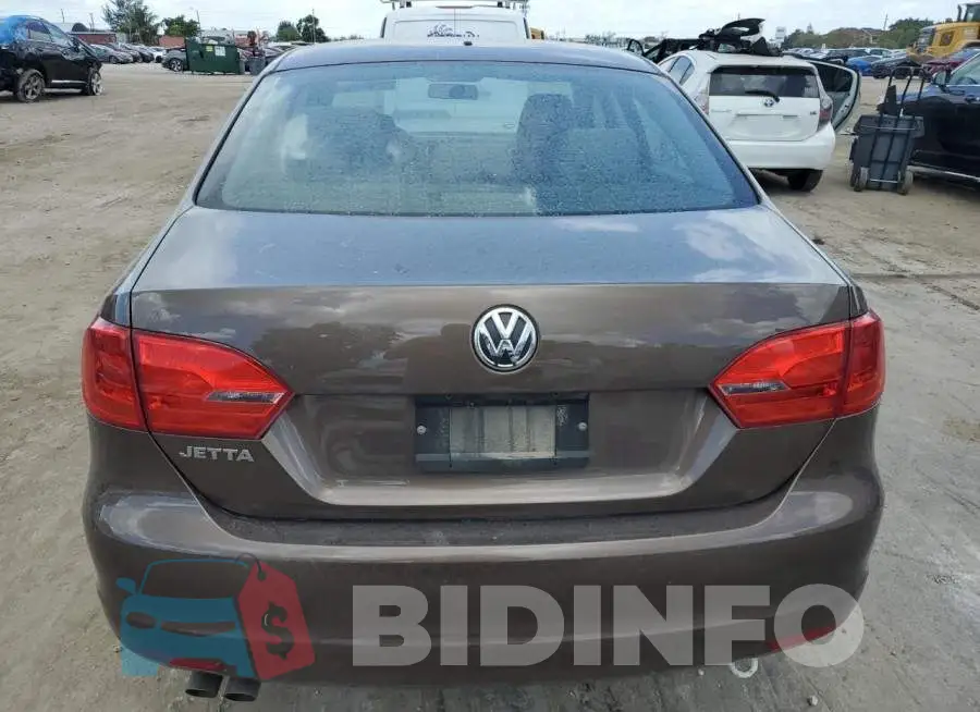 3VW2K7AJ5EM250337 Photo# 6