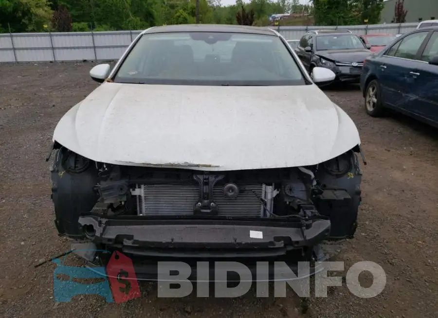 3VWEB7BU5LM070360 Photo# 5